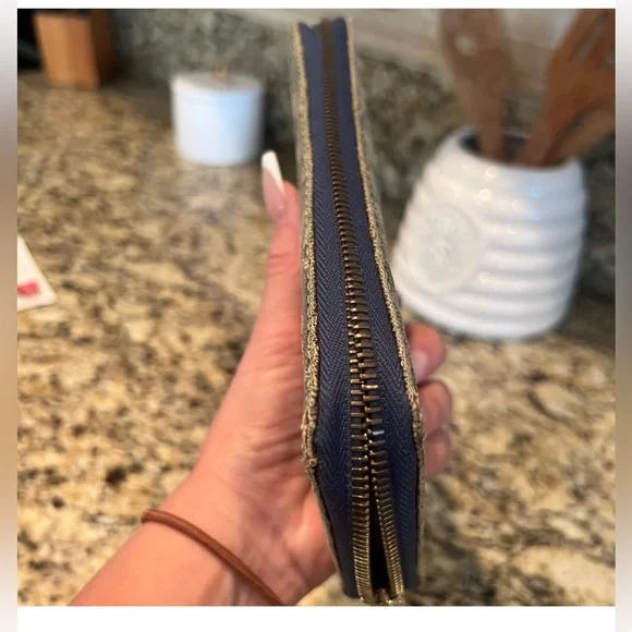 Authentic Louis Vuitton Denim Monogram Wallet - Picture 6 of 8